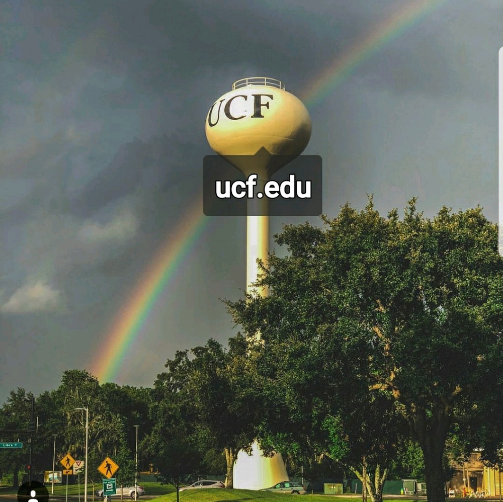 Meet your Posher, Lara